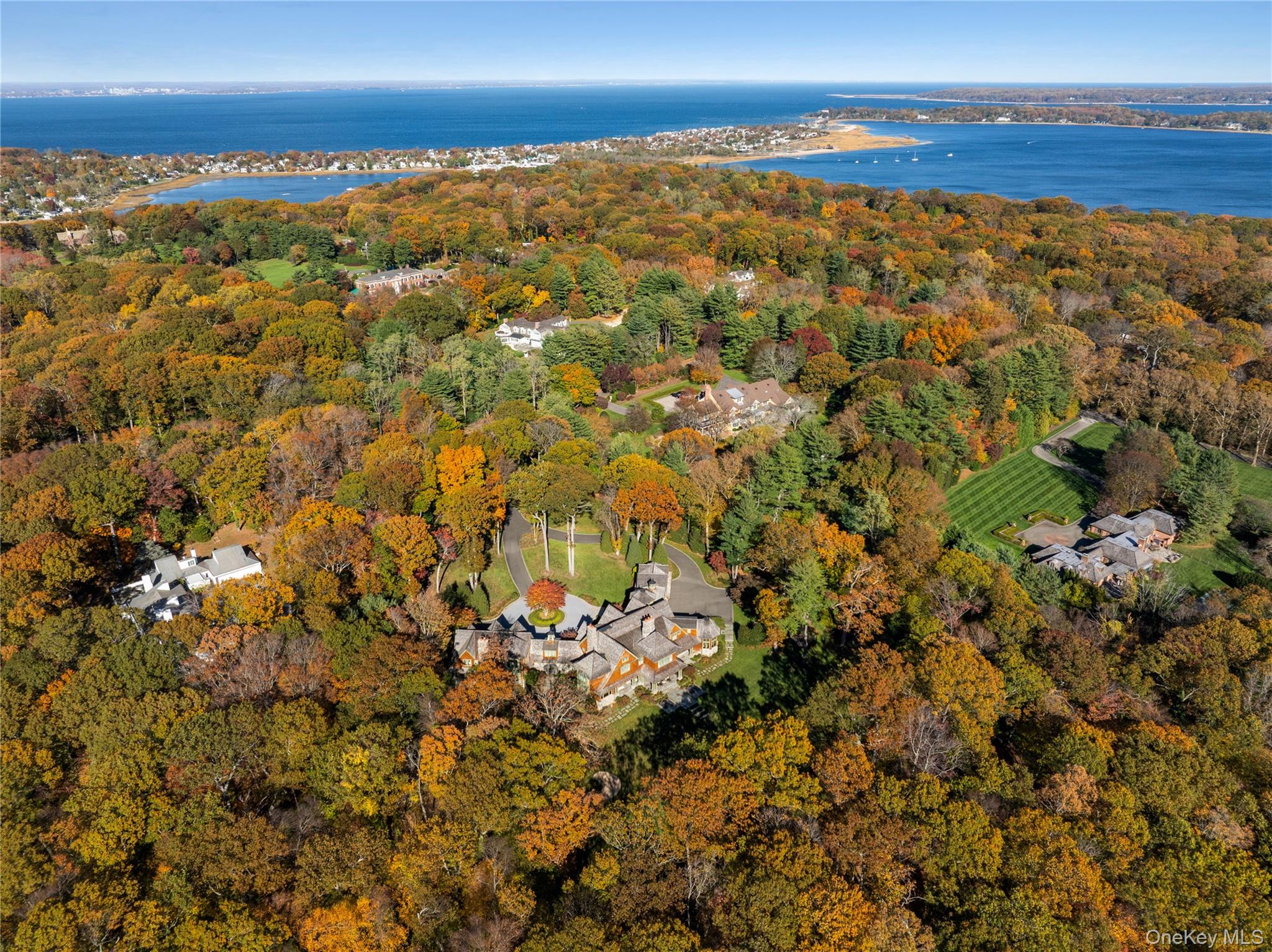 #6 photo, 143 Heather Lane, Mill Neck , NY 11765