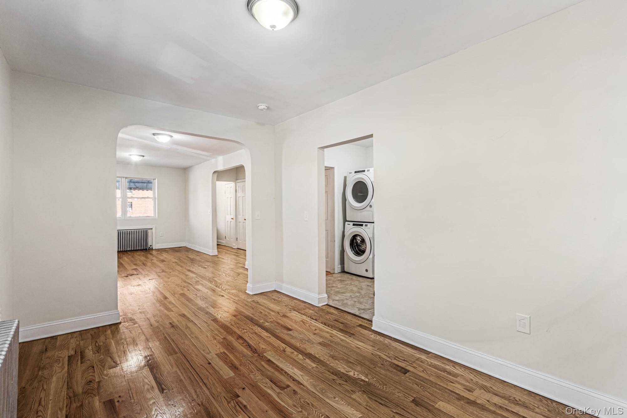 #17 photo, 61-12 Main Street, Flushing , NY 11358