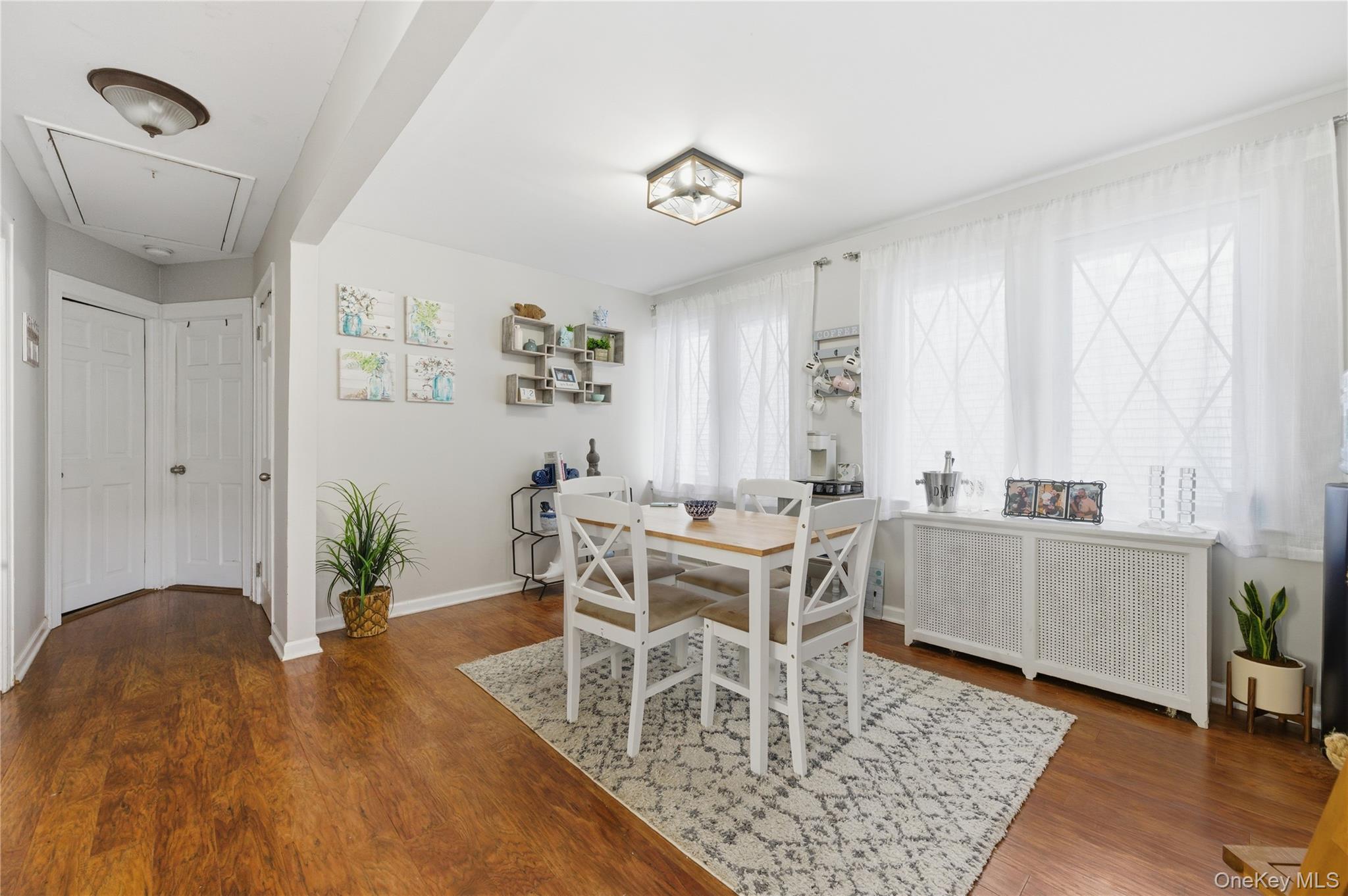 #6 photo, 90 Connecticut Avenue, Long Beach , NY 11561