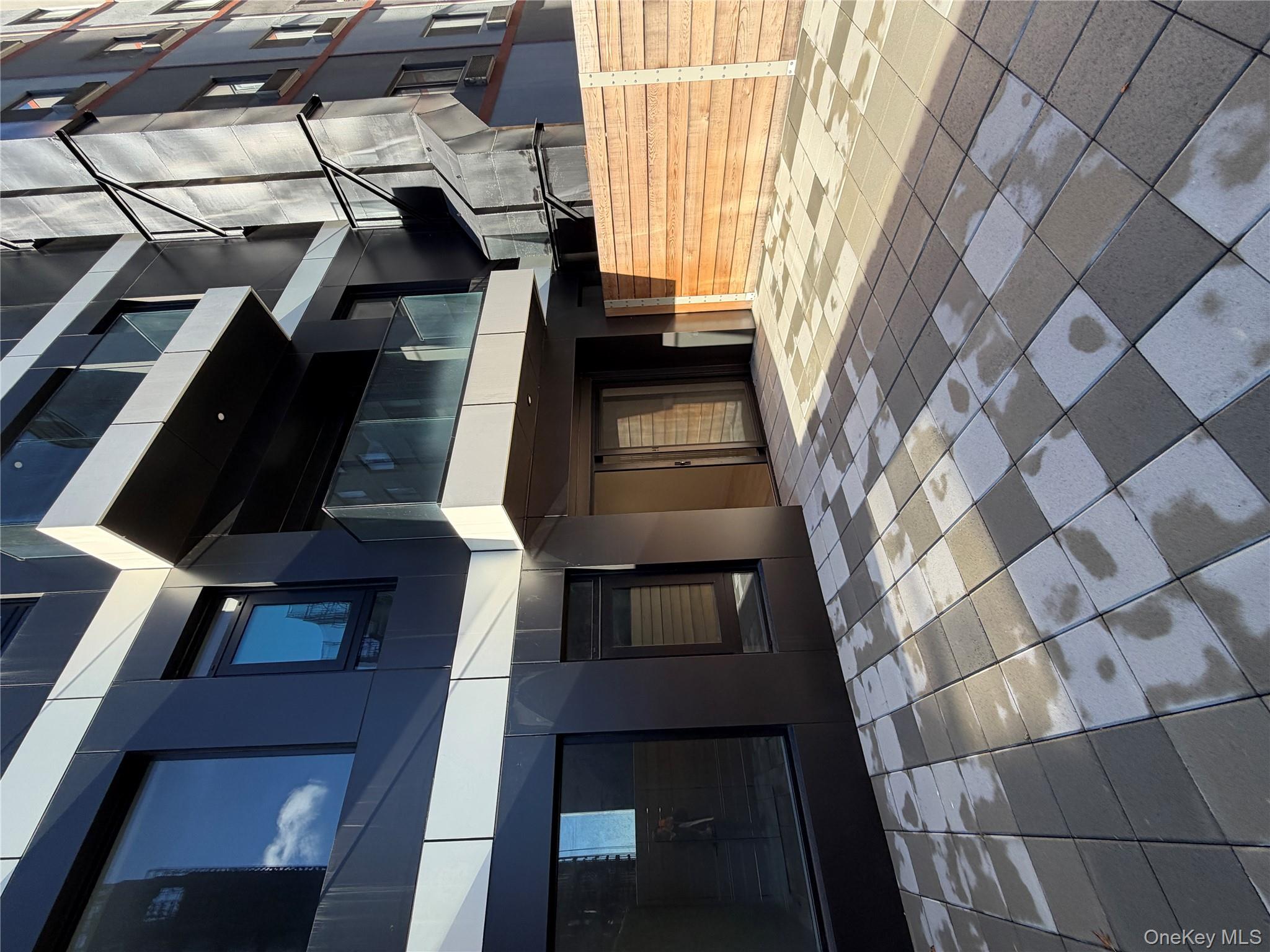 #13 photo, 40-09 29th Street, Long Island City , NY 11101