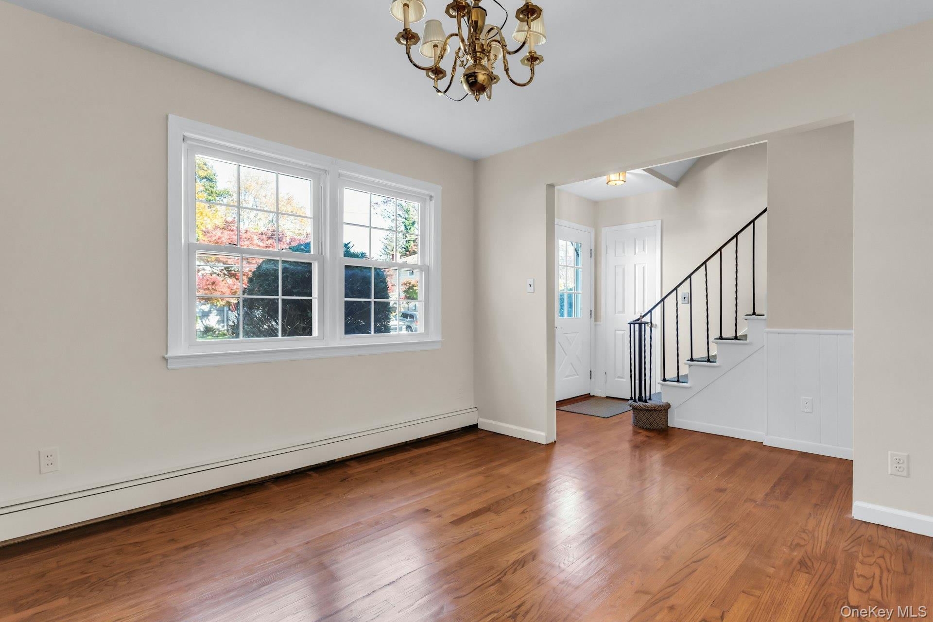 #6 photo, 12 Violet Road, Bayville , NY 11709