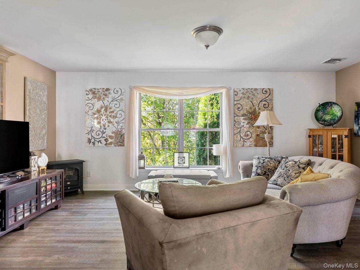 #11 photo, 222 Sterling Place, Highland , NY 12528