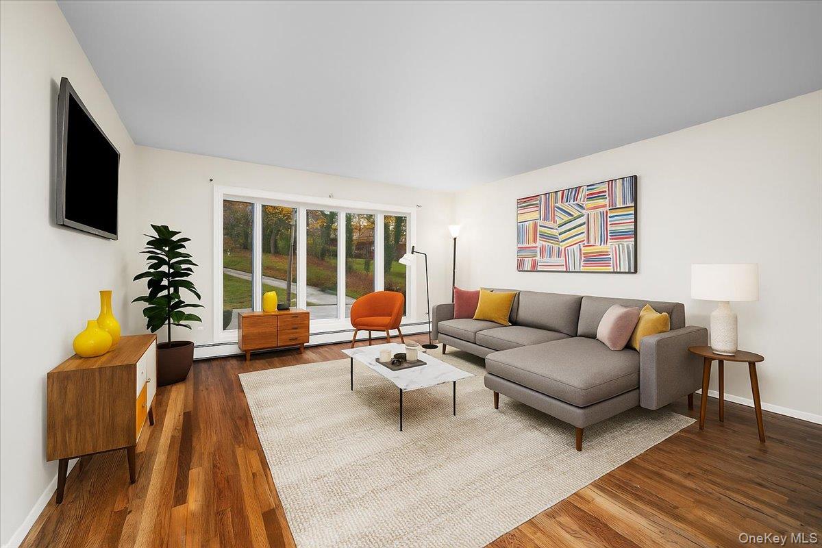 #4 photo, 183 Hudson Terrace, Yonkers , NY 10701