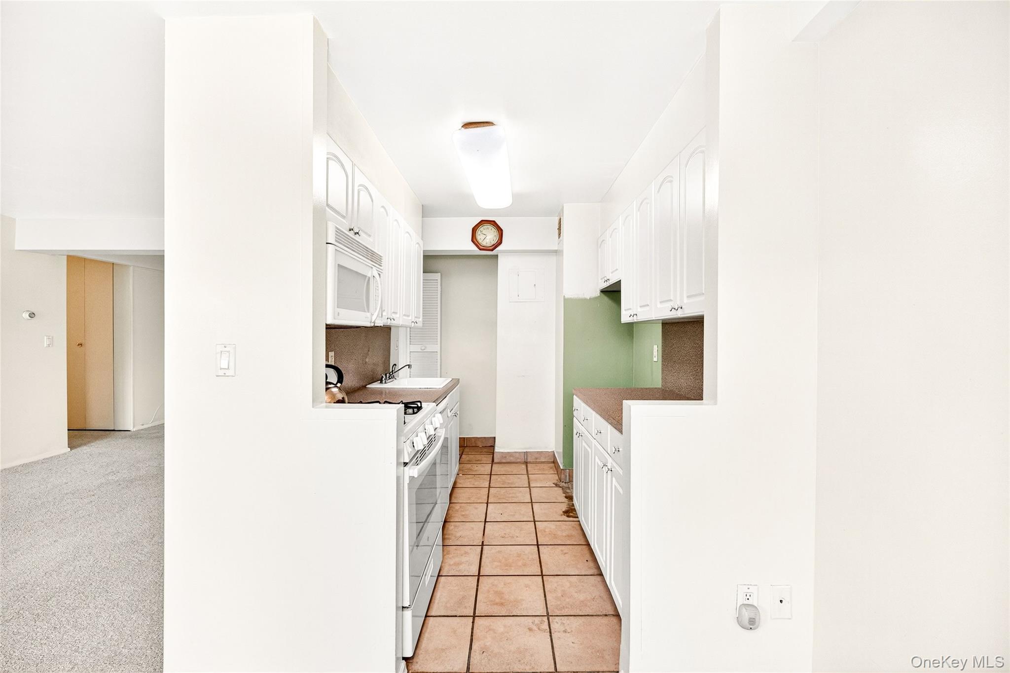 #15 photo, 80 E Hartsdale Avenue, Hartsdale , NY 10530