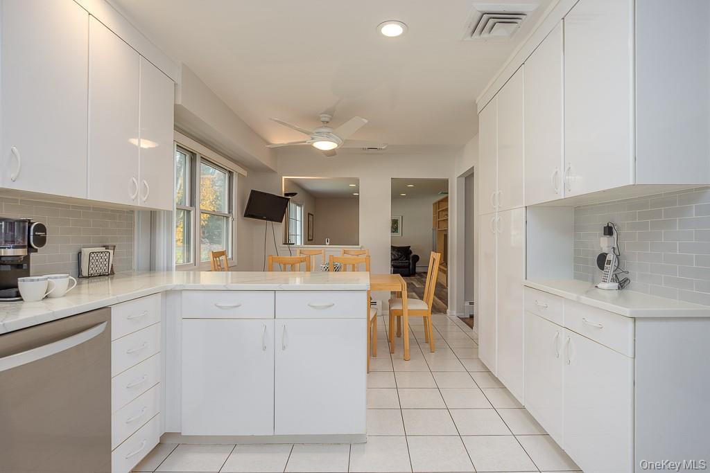 #11 photo, 3 Spirea Lane, New City , NY 10956