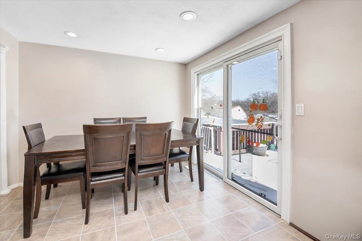 #11 photo, 19 Biscayne Drive, Selden , NY 11784