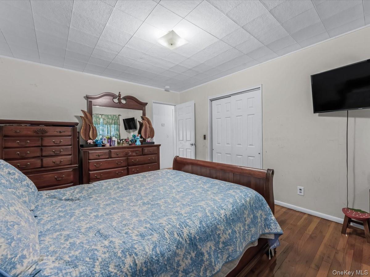 #10 photo, 205 Lenox Road, Huntington Station , NY 11746