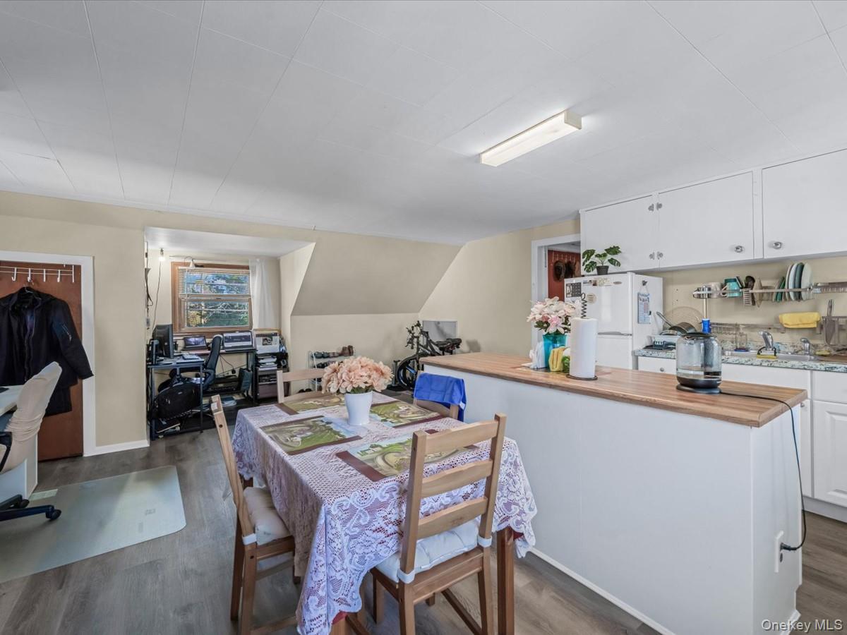 #17 photo, 205 Lenox Road, Huntington Station , NY 11746