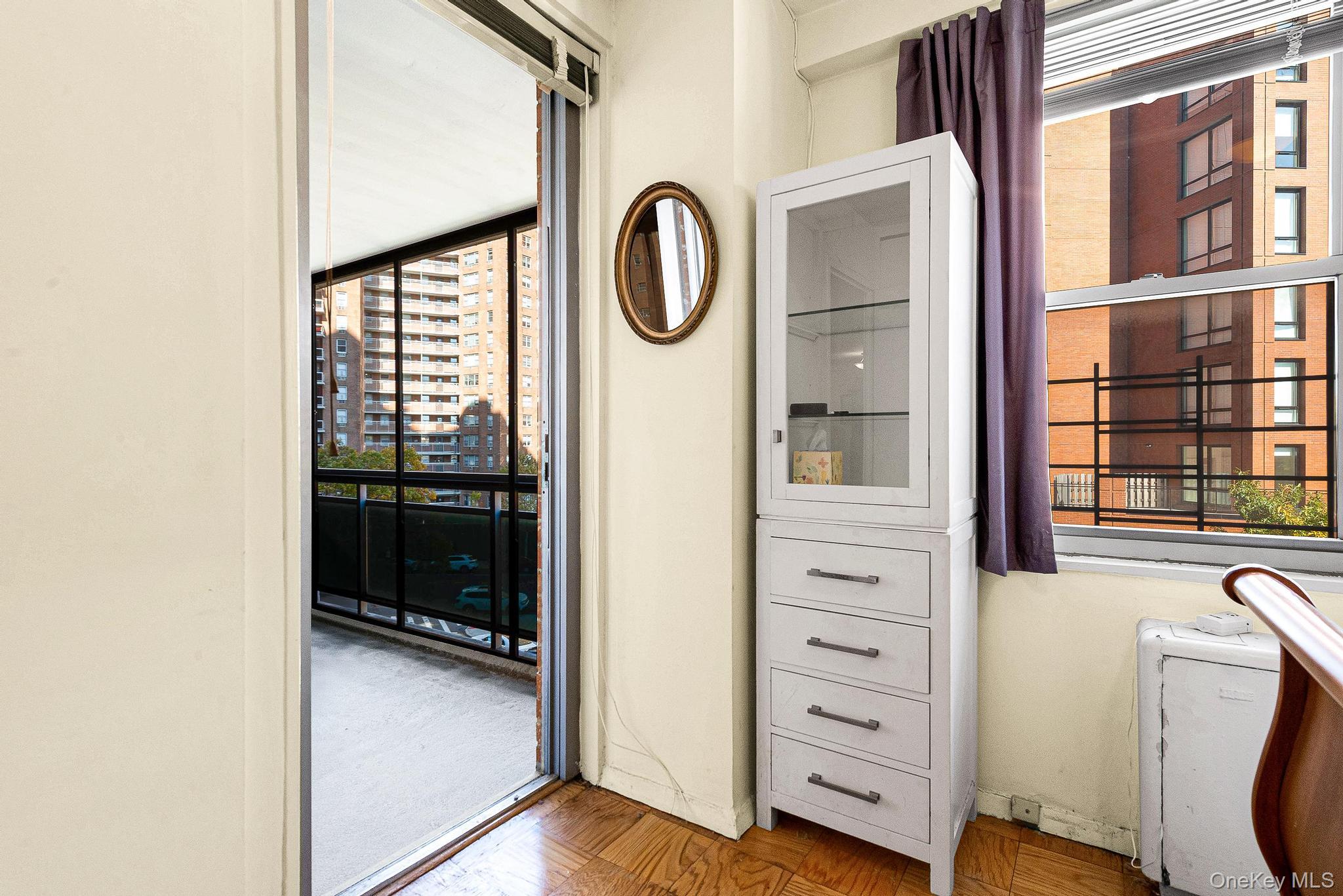 #13 photo, 70-25 Yellowstone Boulevard, Forest Hills , NY 11375