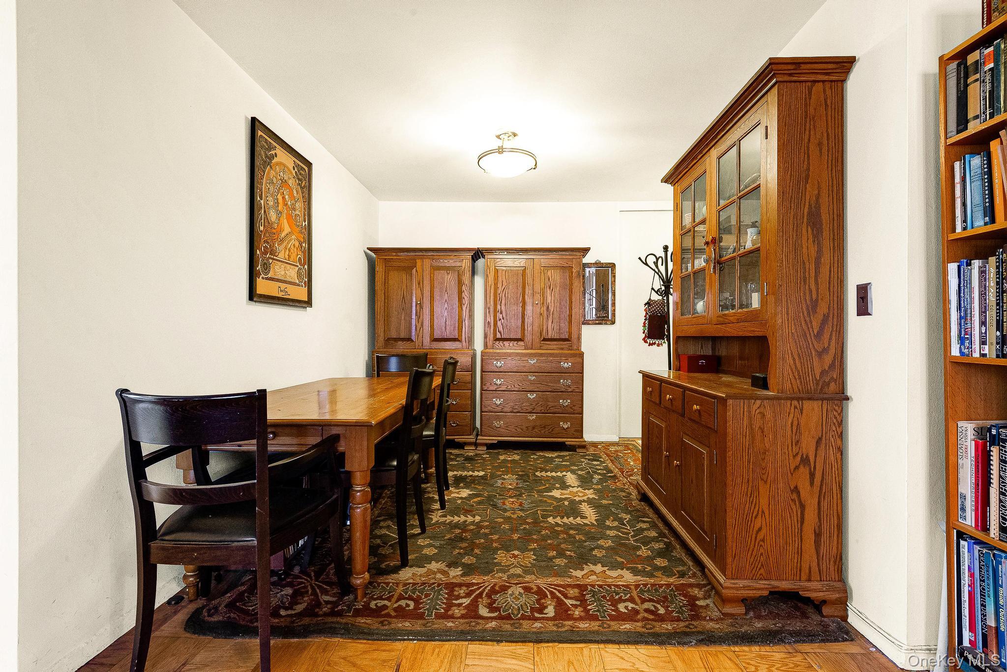 #5 photo, 70-25 Yellowstone Boulevard, Forest Hills , NY 11375