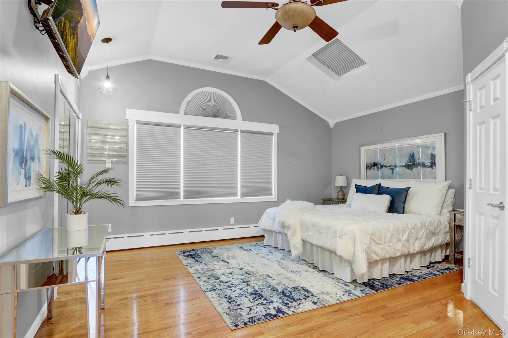 #11 photo, 1787 Madison Avenue, North Bellmore , NY 11710