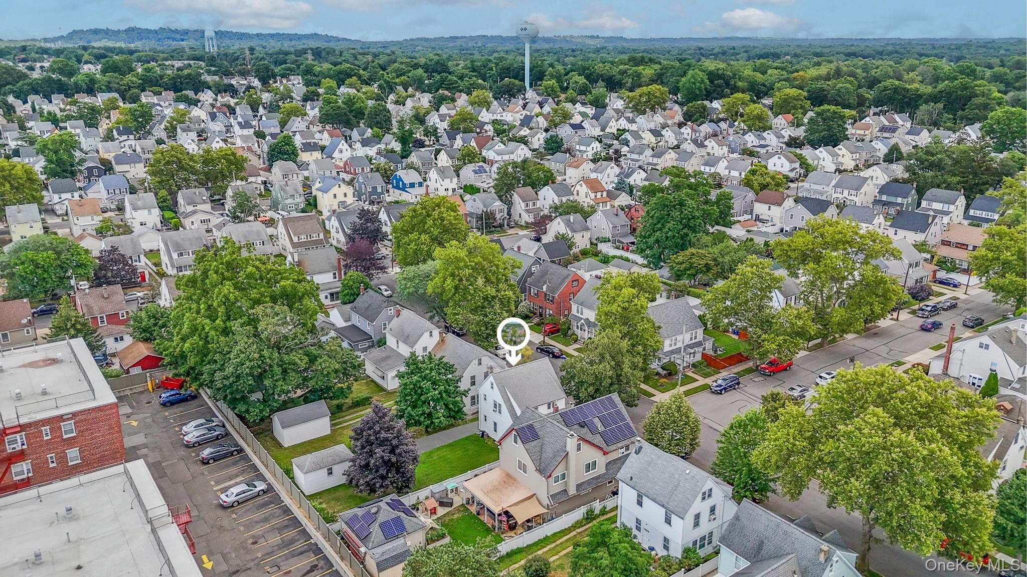 #6 photo, 30 Temple Street, Williston Park , NY 11596