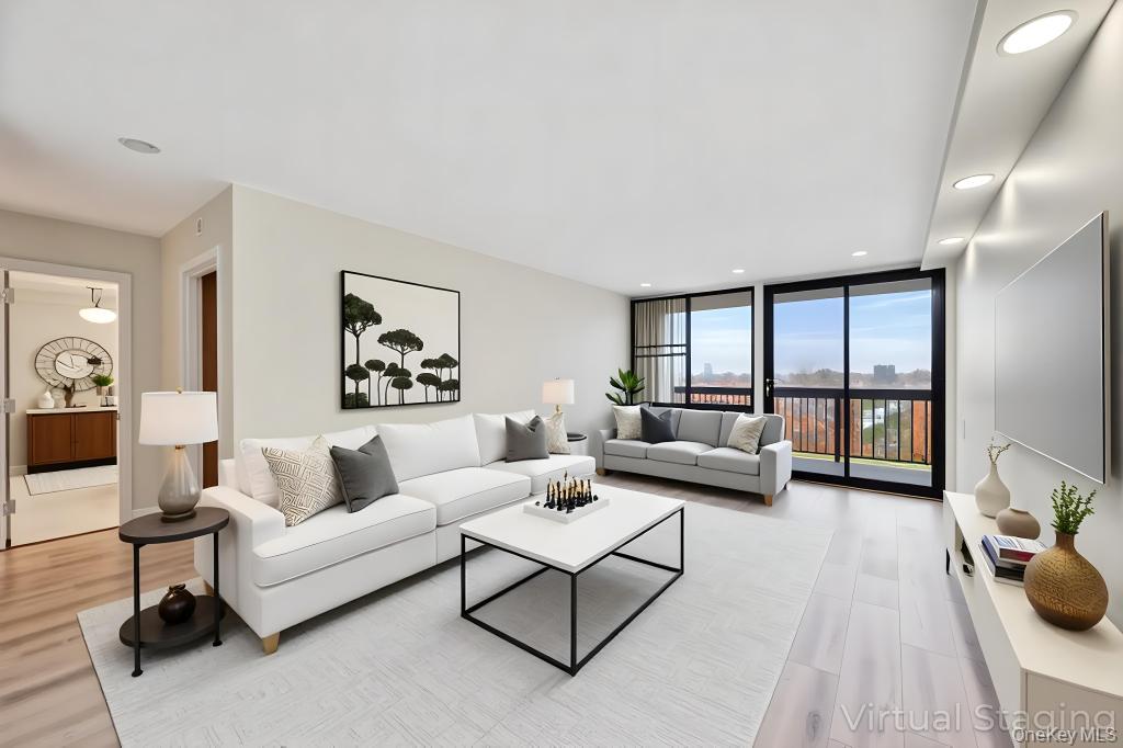 #13 photo, 15038 Union Turnpike, Kew Garden Hills , NY 11367