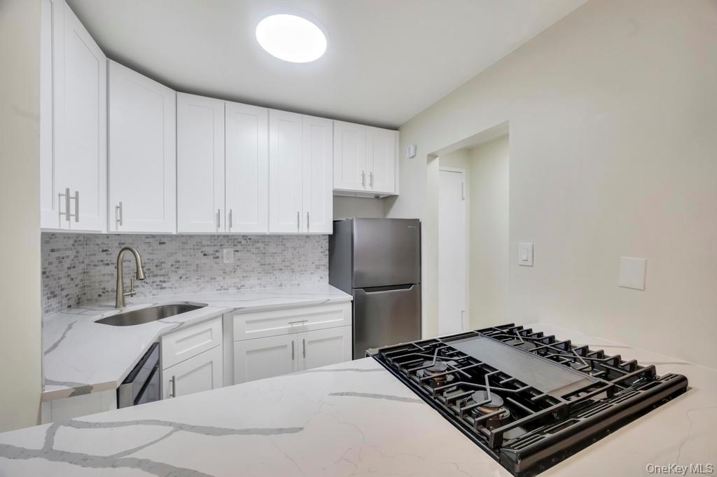 #9 photo, 15038 Union Turnpike, Kew Garden Hills , NY 11367