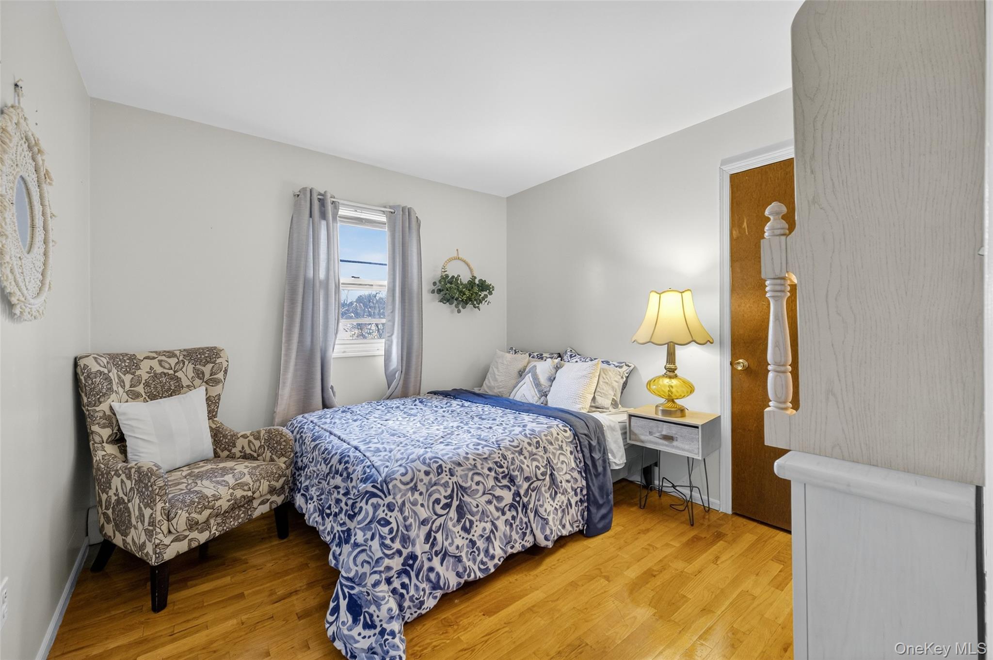 #17 photo, 404 Carlton Circle, New Windsor , NY 12553