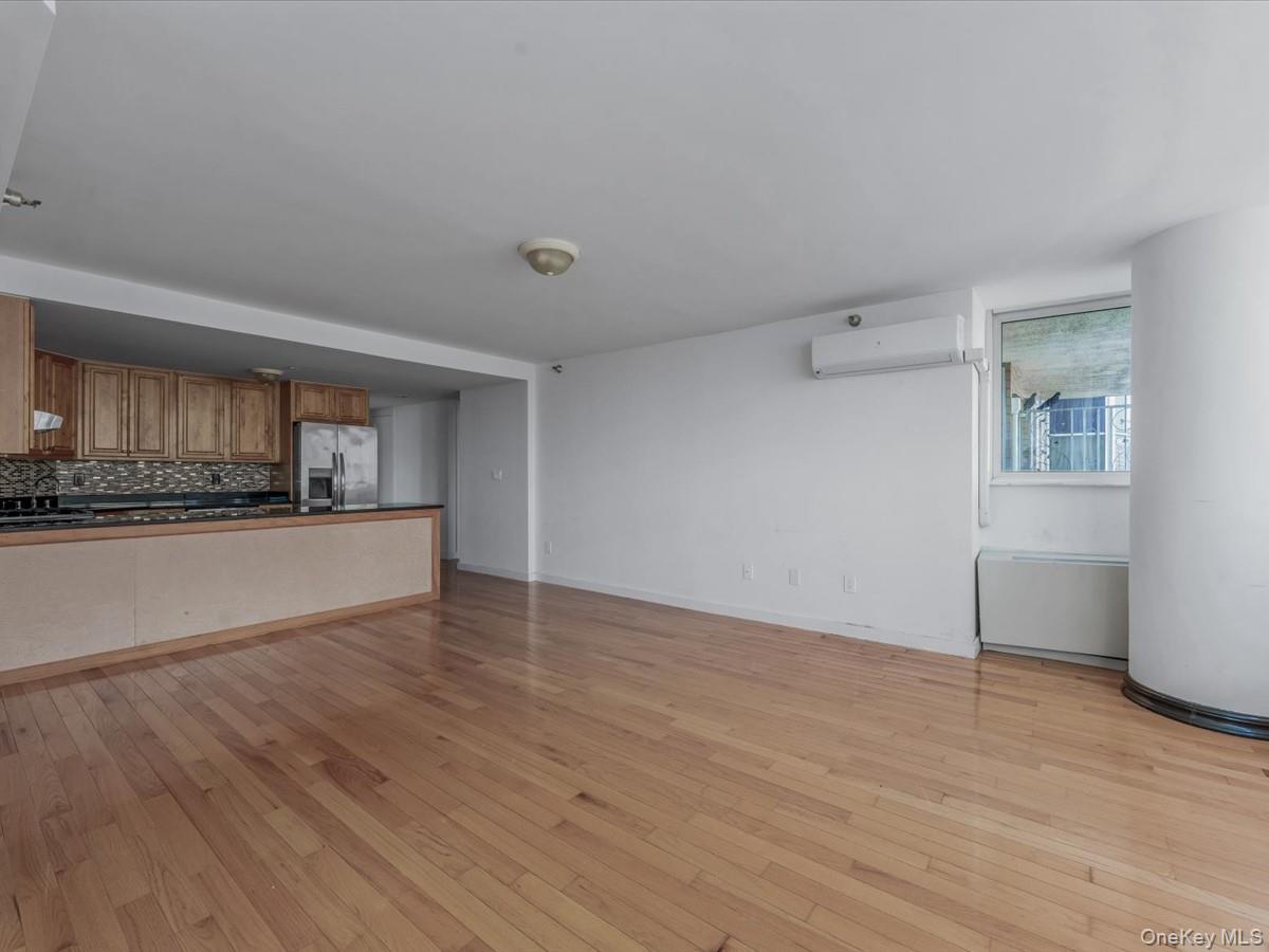 #17 photo, 13338 Sanford Avenue, Flushing , NY 11355