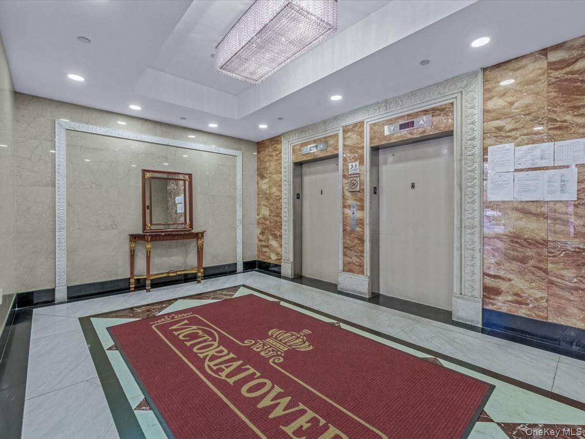 #4 photo, 13338 Sanford Avenue, Flushing , NY 11355