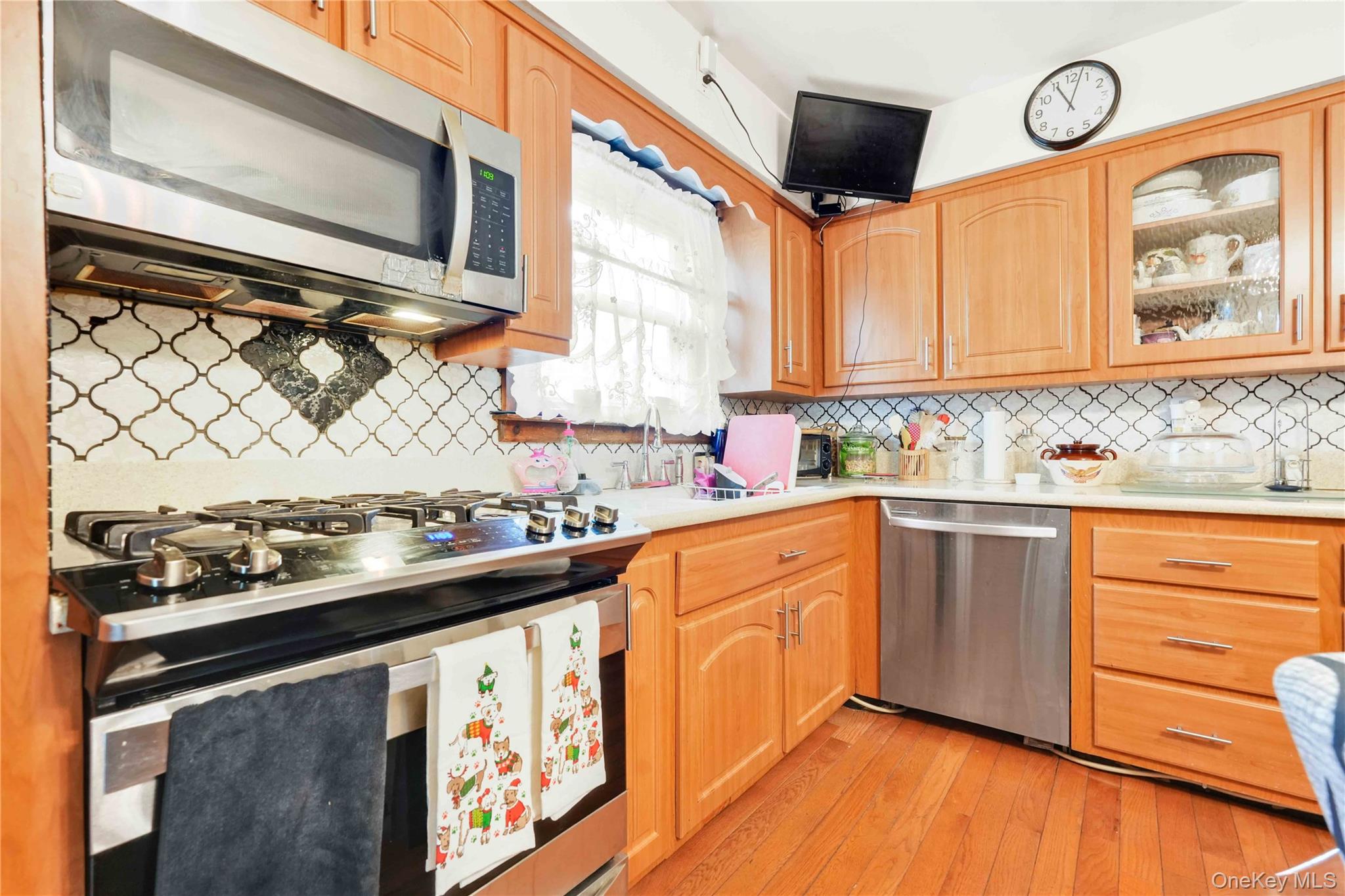 #8 photo, 12815 133rd Avenue, كوينز Ozone Park , NY 11420