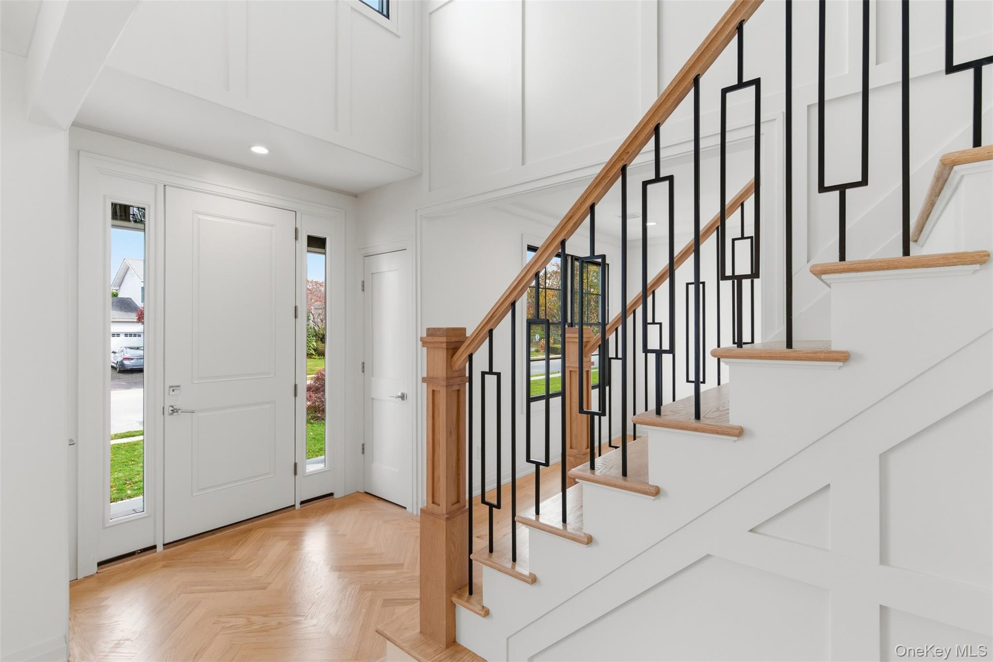 #4 photo, 16 Otsego Place, Jericho , NY 11753