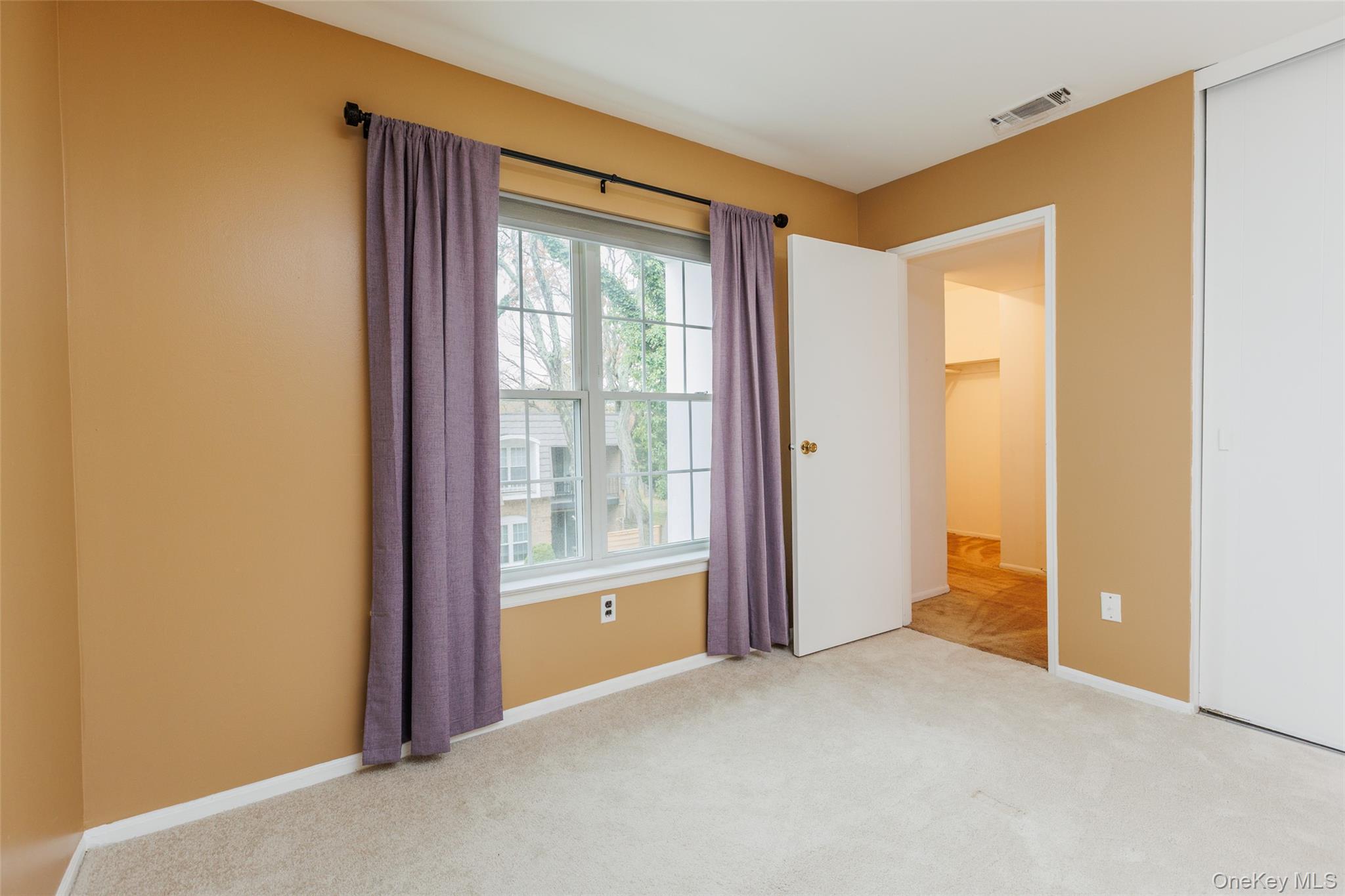 #13 photo, 655 Middle Country Road, Coram , NY 11727