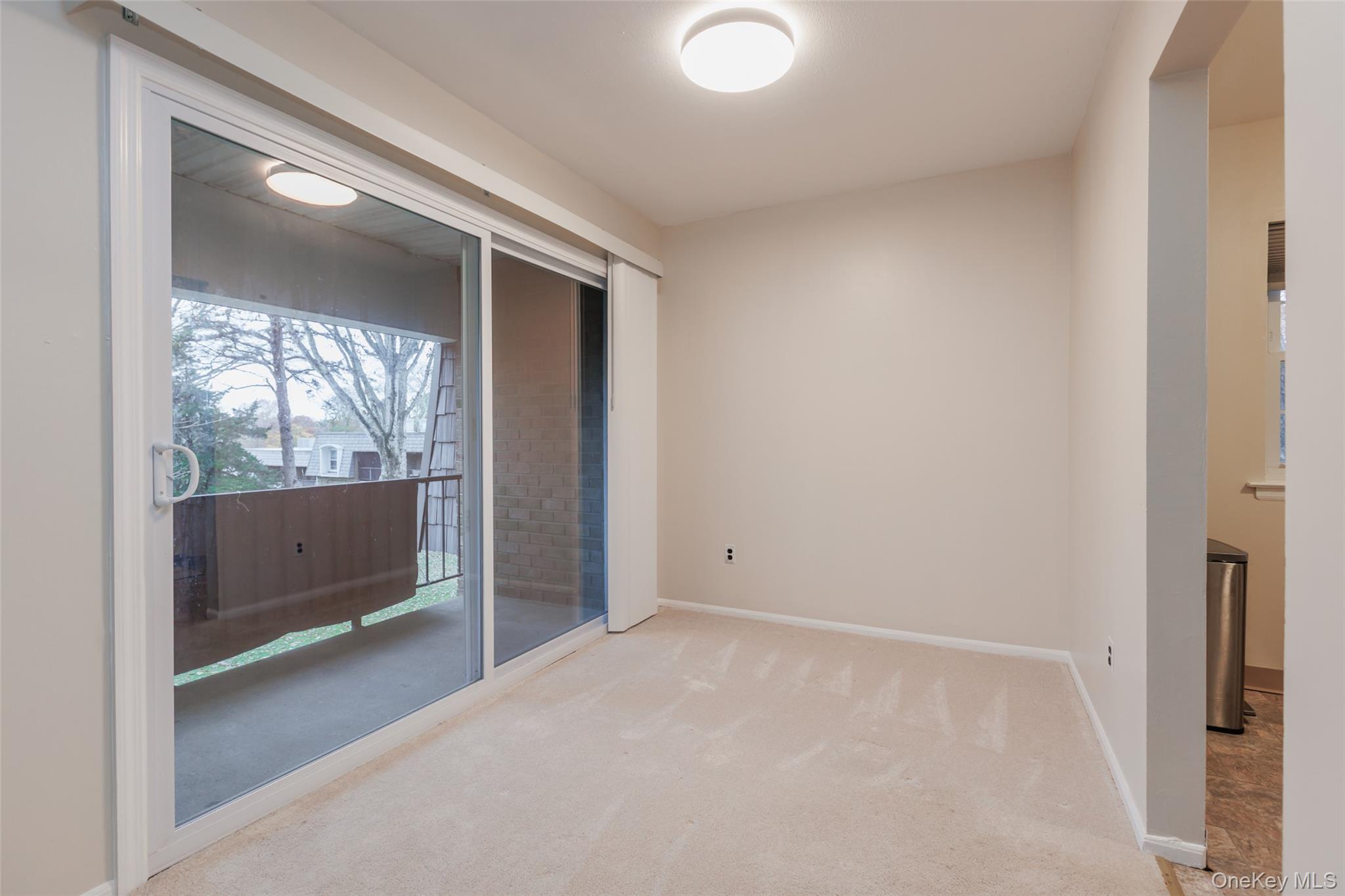 #7 photo, 655 Middle Country Road, Coram , NY 11727