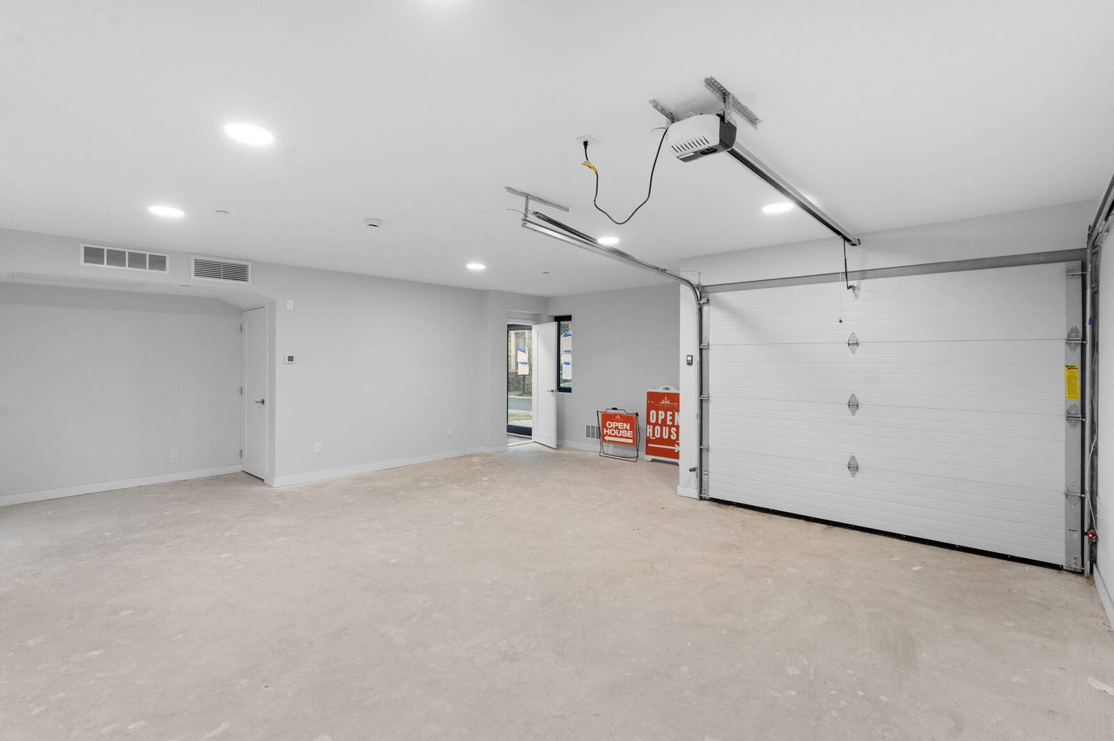 #42 photo, 33 Keen Ct, #1, Gerritsen Beach , NY 11229