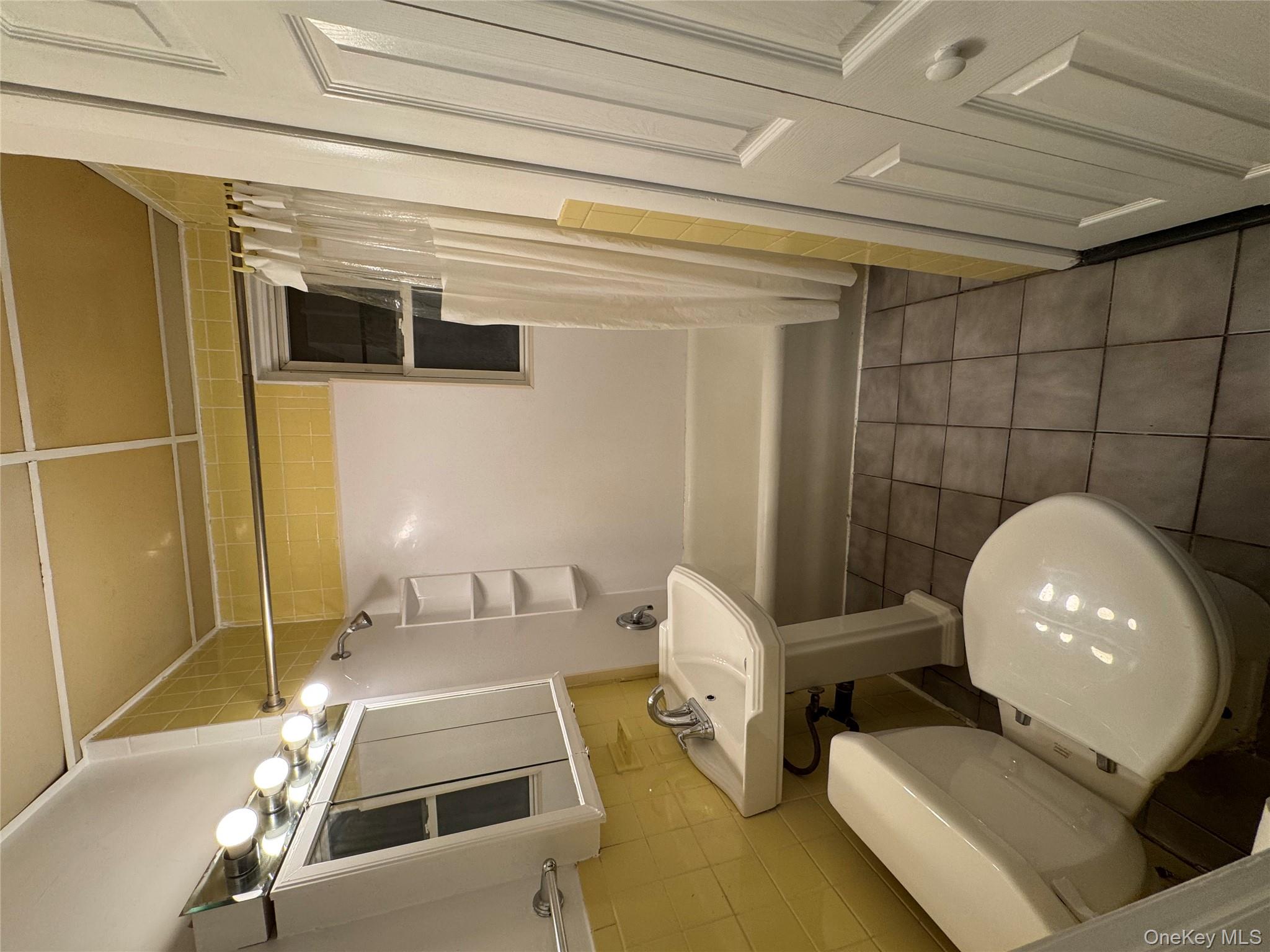 #8 photo, 4013 201st Street, Bayside , NY 11361