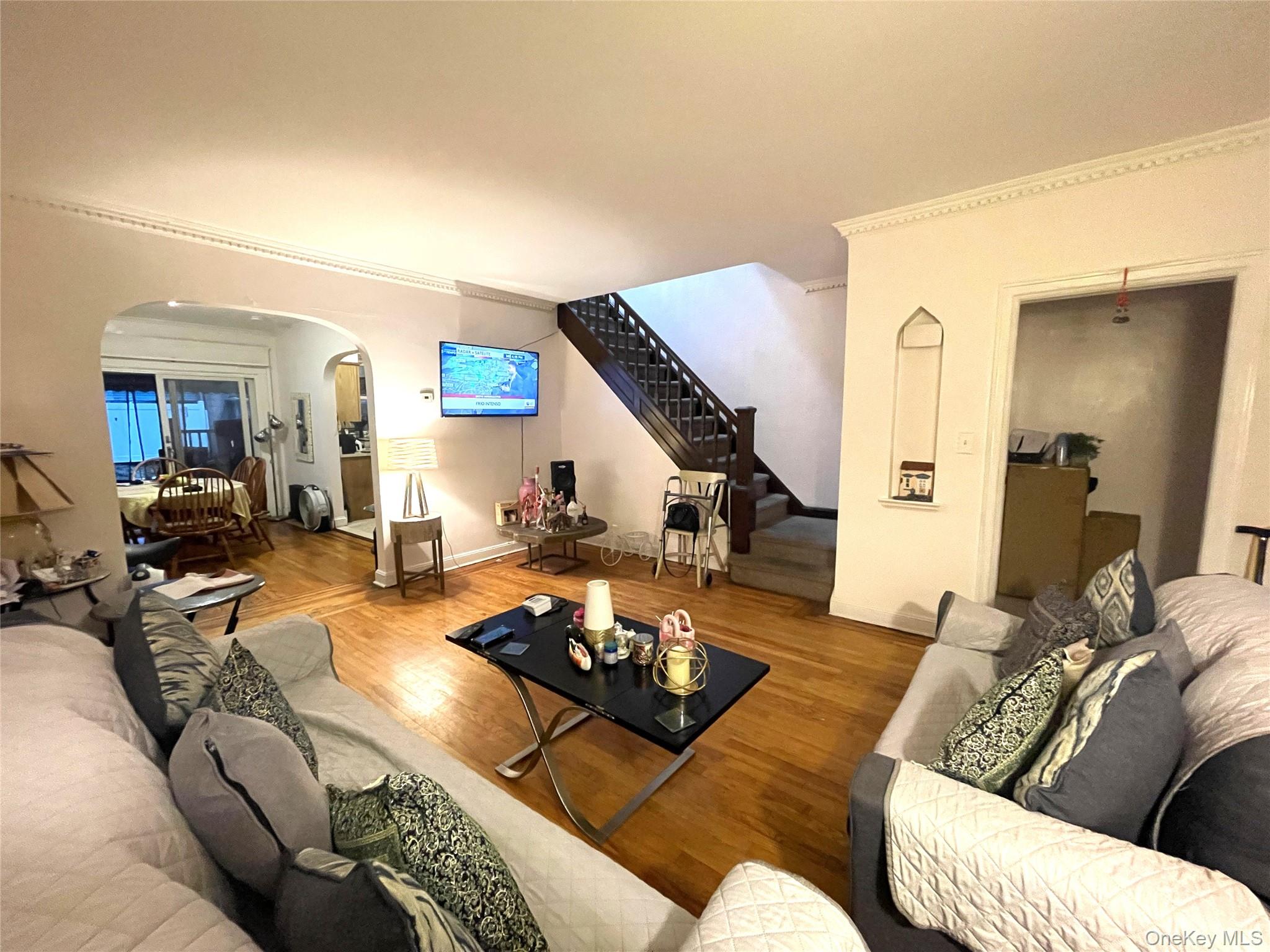 #5 photo, 3035 82nd Street, East Elmhurst , NY 11370