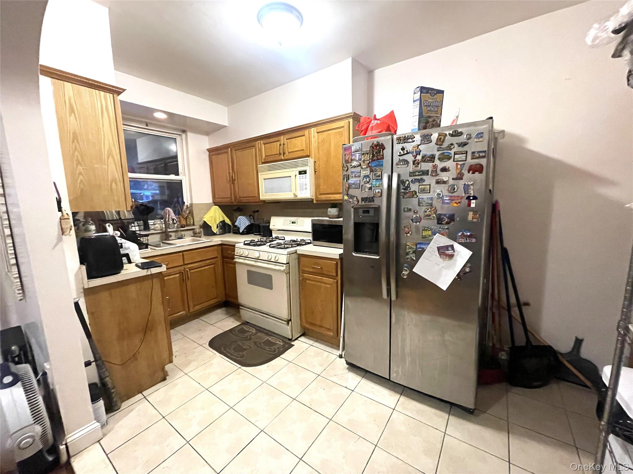 #8 photo, 3035 82nd Street, East Elmhurst , NY 11370
