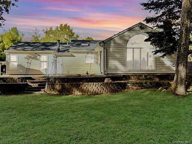 #4 photo, 8 Fox Hollow Lane, Ridge , NY 11961