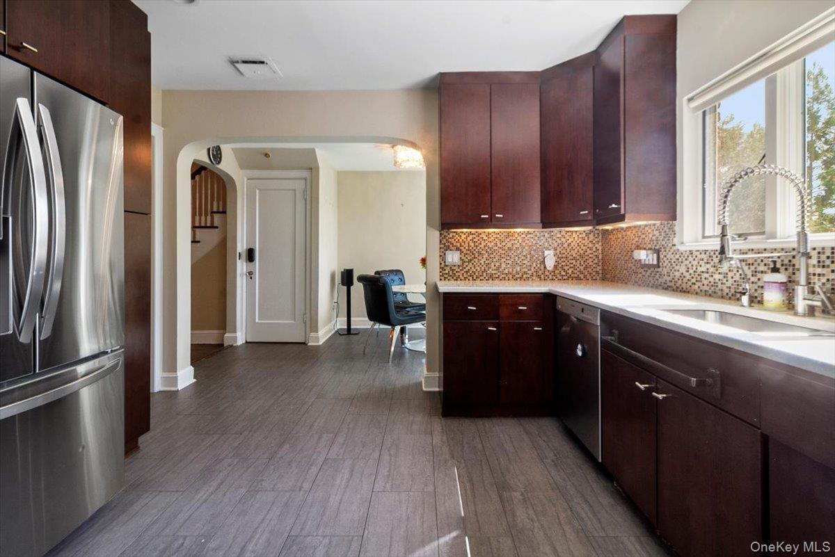 #8 photo, 110 Edgemont Road, Scarsdale , NY 10583