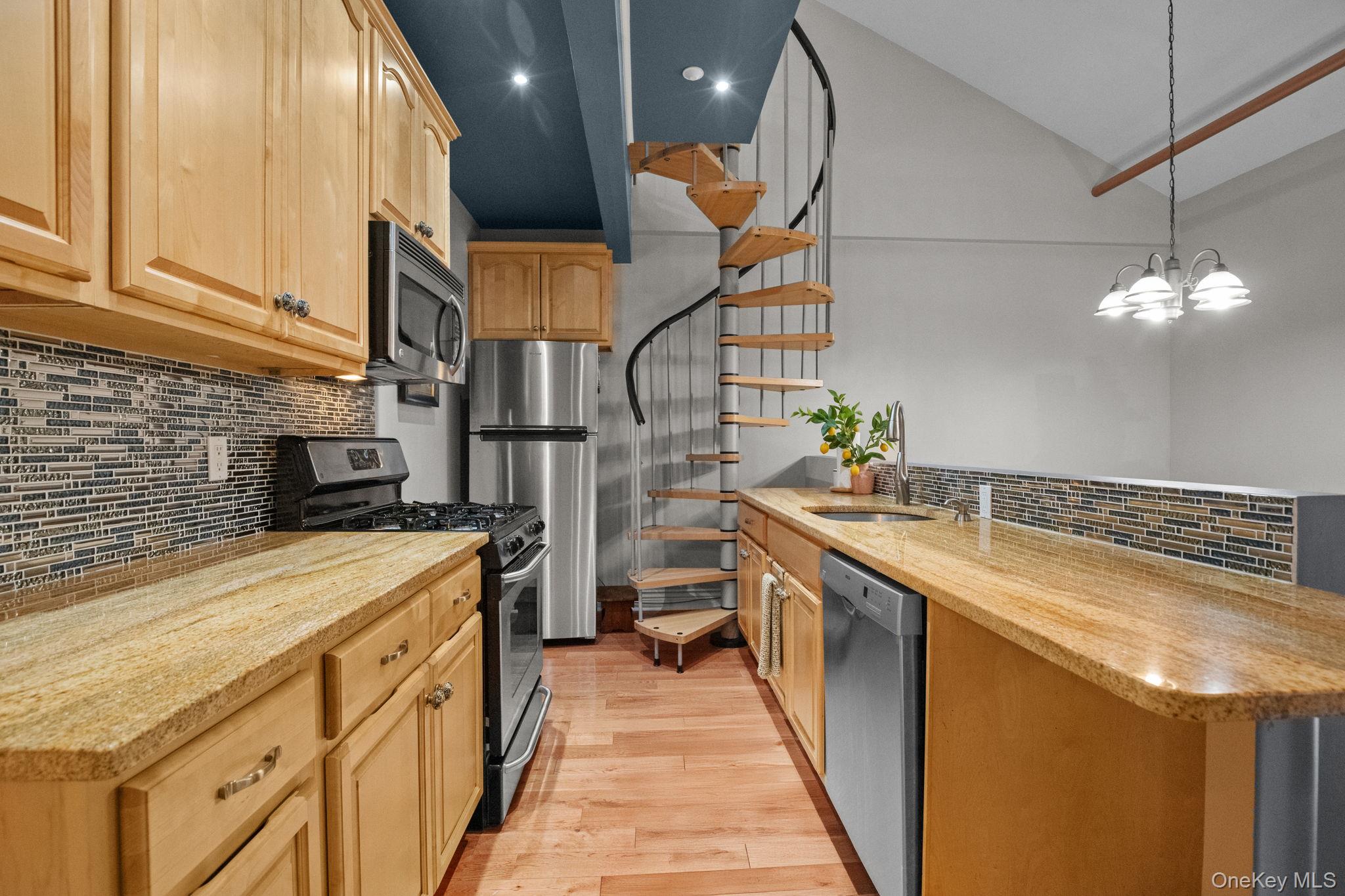 #11 photo, 88 Broadway, Ossining , NY 10562