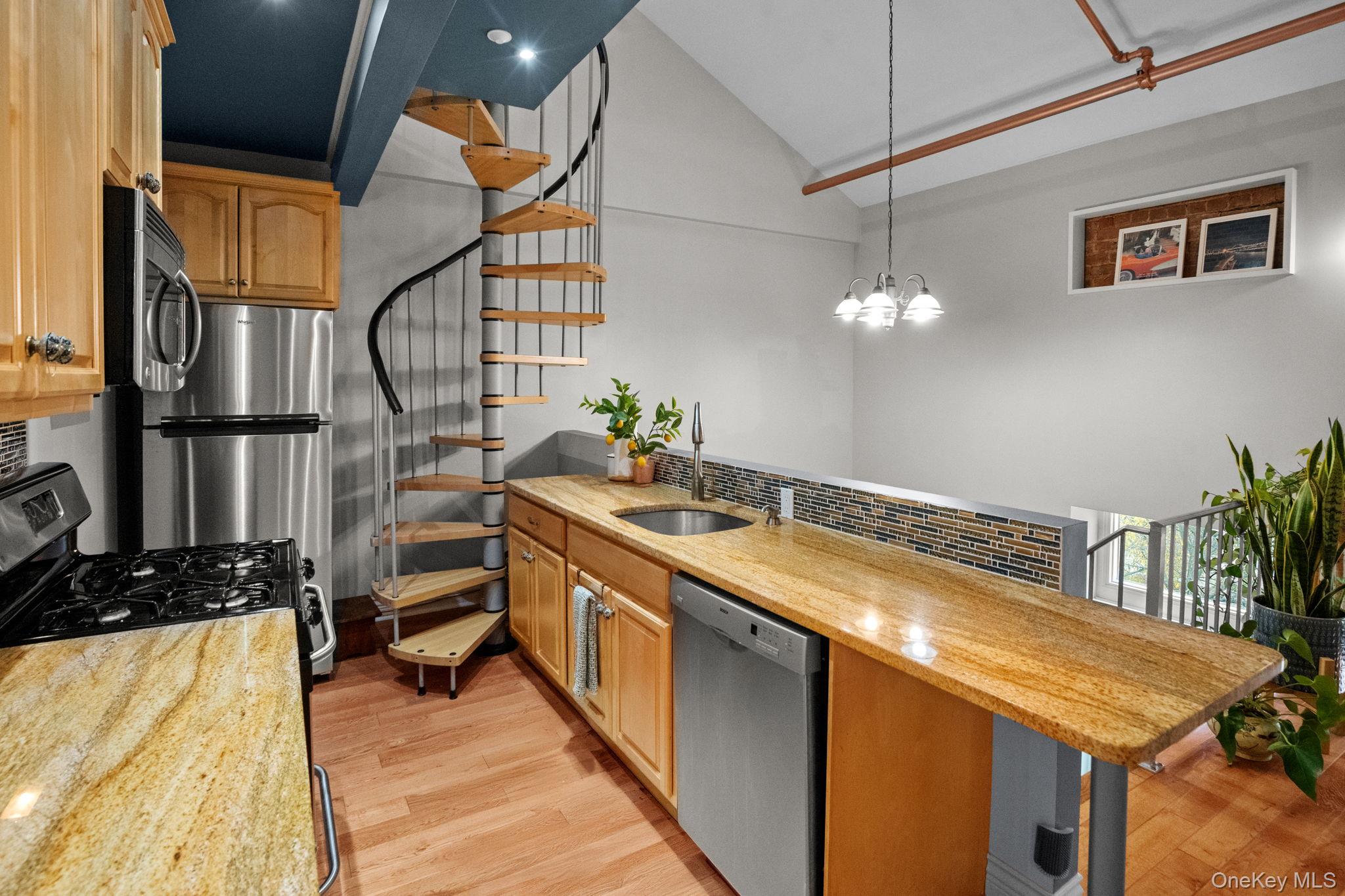 #13 photo, 88 Broadway, Ossining , NY 10562