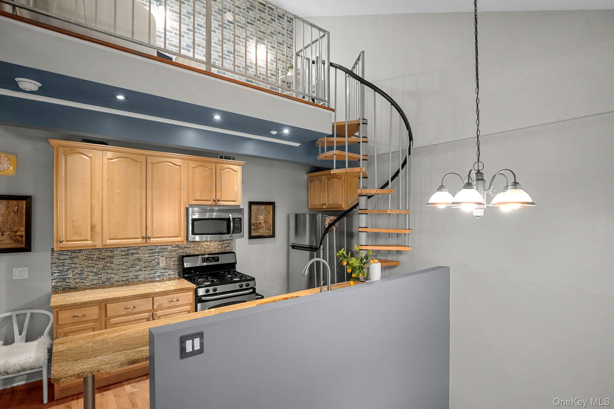 #15 photo, 88 Broadway, Ossining , NY 10562