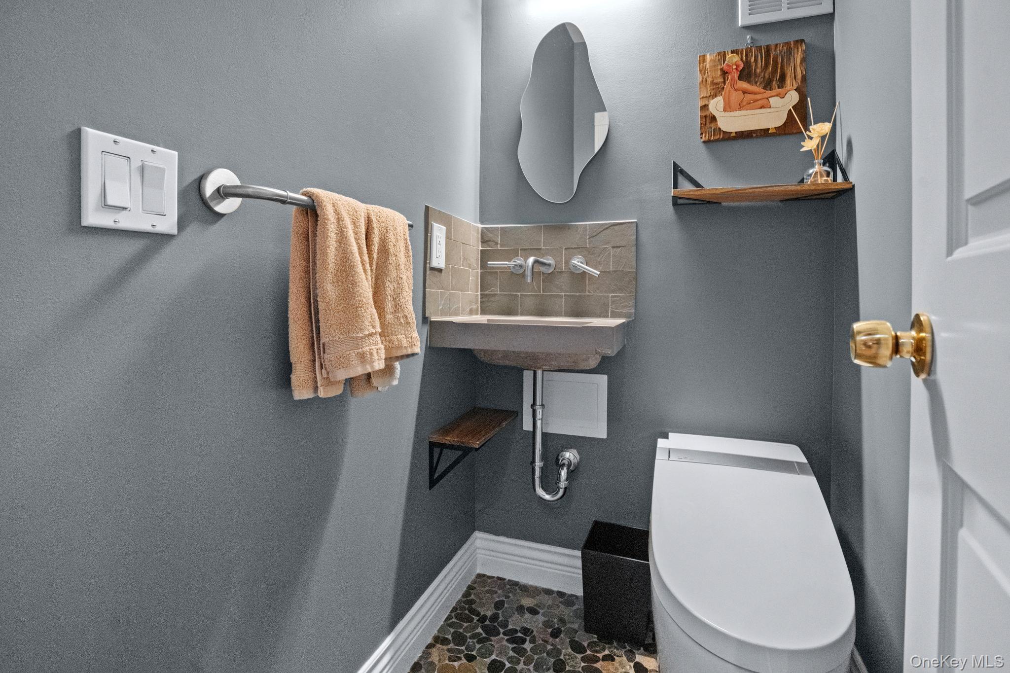 #20 photo, 88 Broadway, Ossining , NY 10562