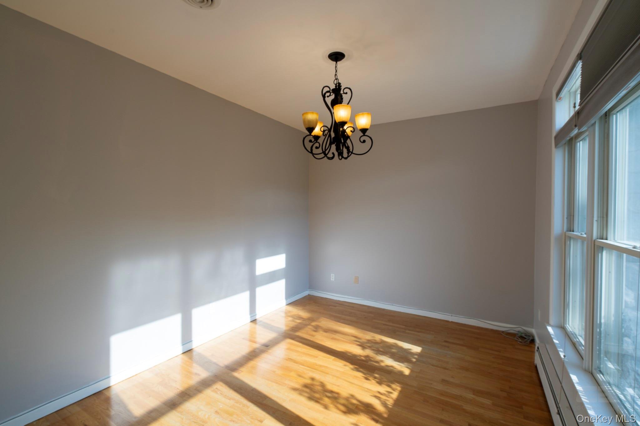 #13 photo, 107 Denniston Drive, New Windsor , NY 12553