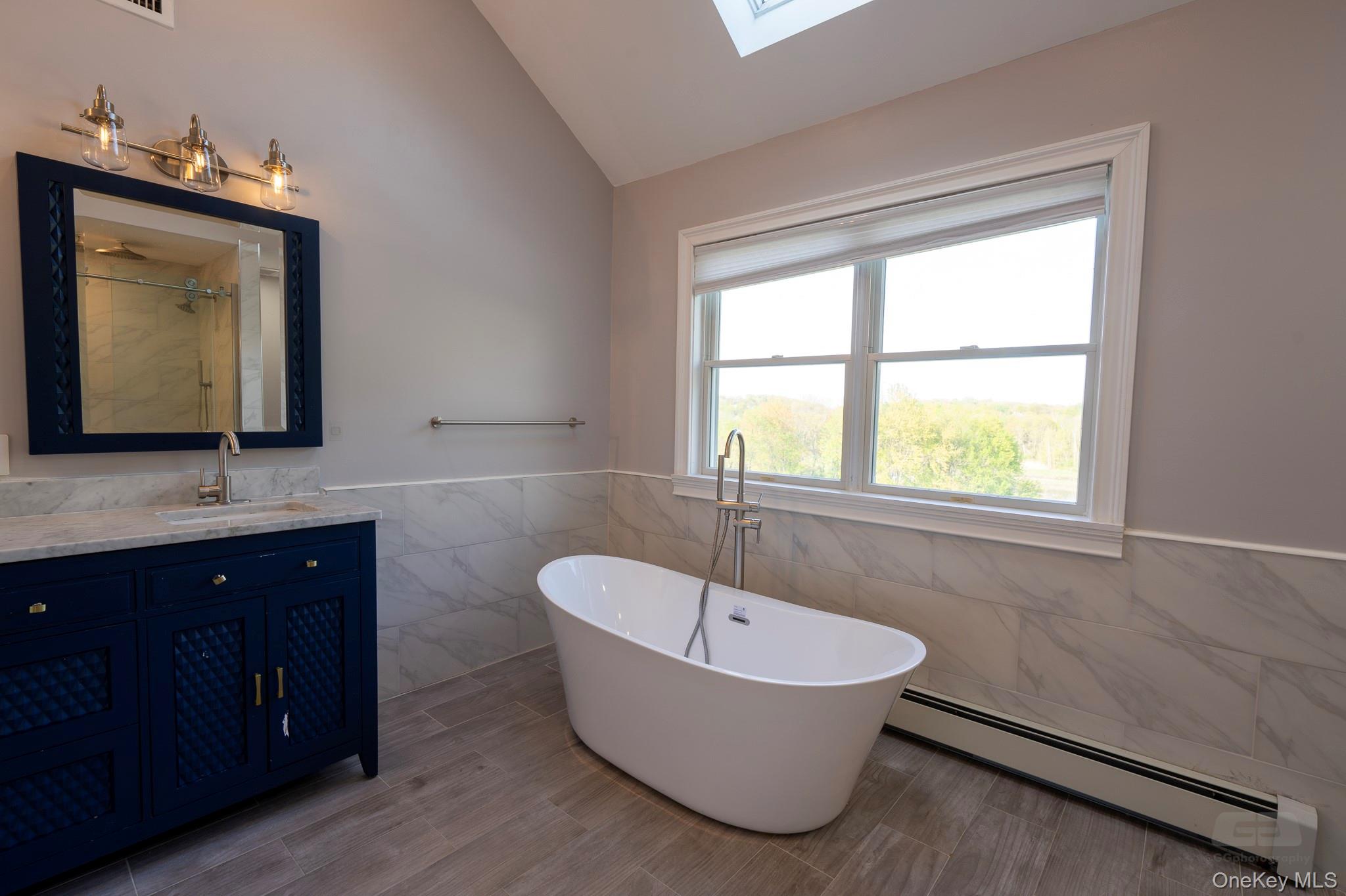 #20 photo, 107 Denniston Drive, New Windsor , NY 12553