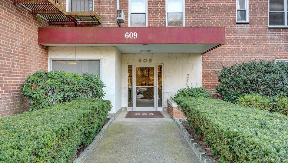 #1 photo, 609 Palmer Road, Yonkers , NY 10701