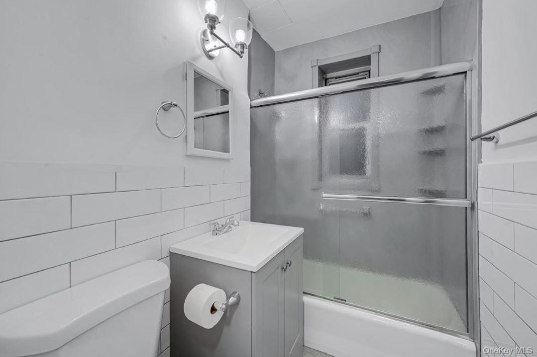 #17 photo, 609 Palmer Road, Yonkers , NY 10701