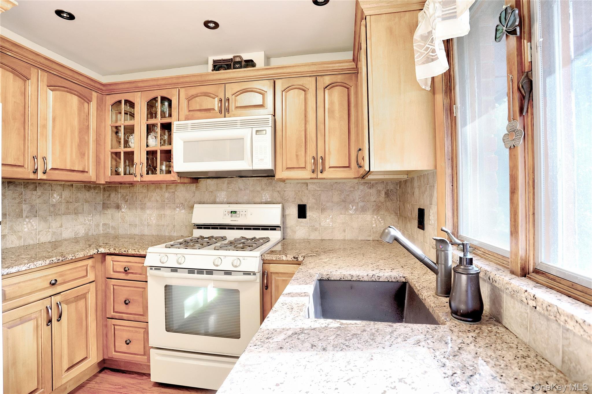 #12 photo, 310 S Mountain Road, New City , NY 10956