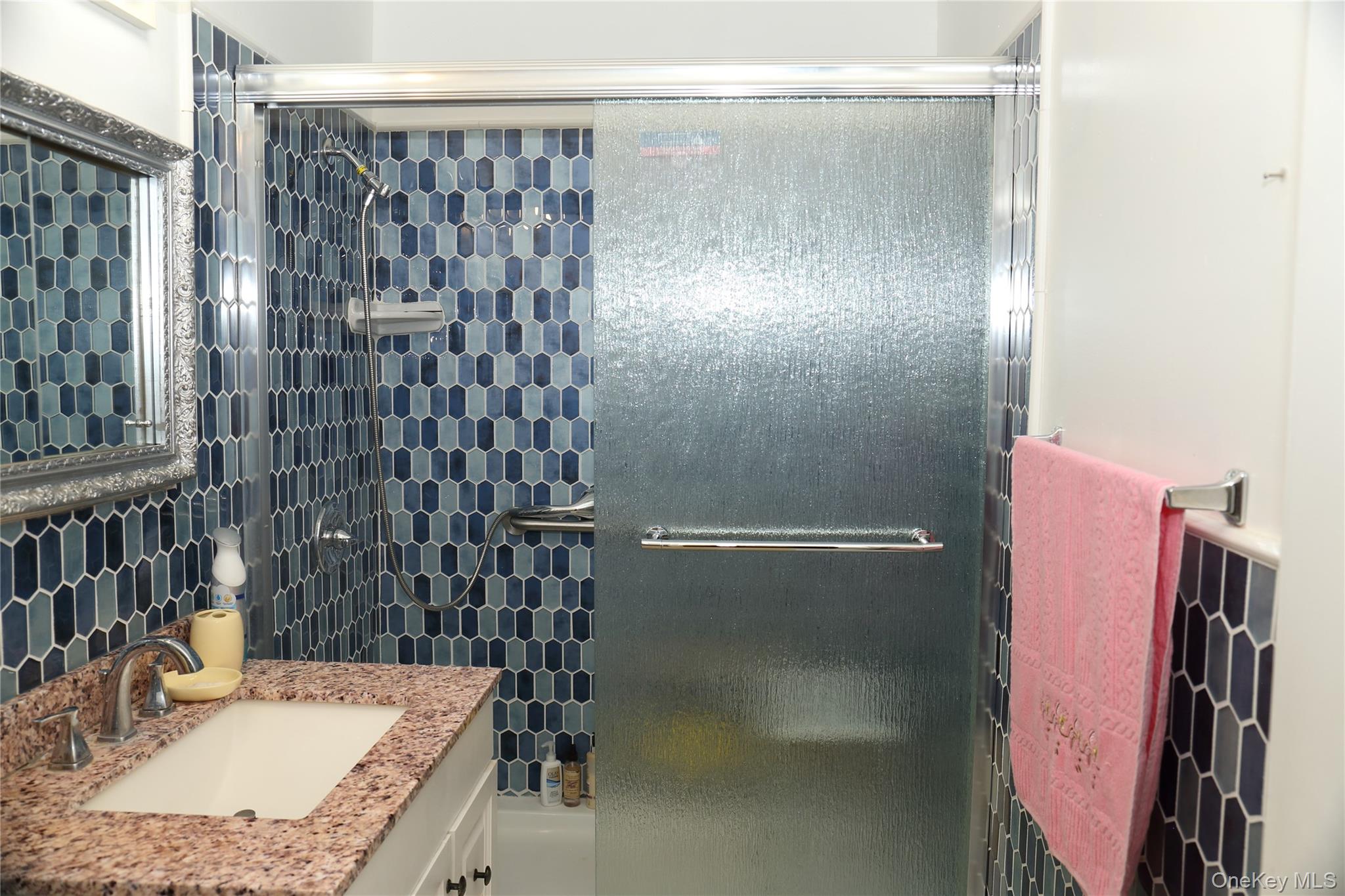 #13 photo, 35 Park Avenue, Suffern , NY 10901