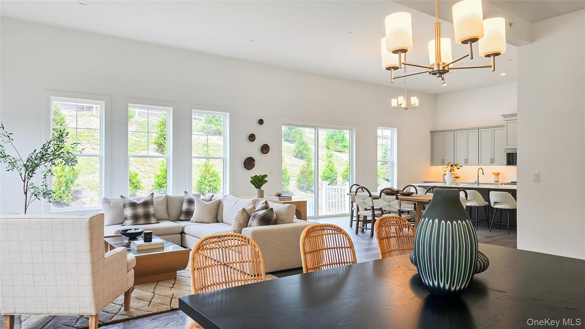 #8 photo, 2069 Summit Loop, Carmel , NY 10512