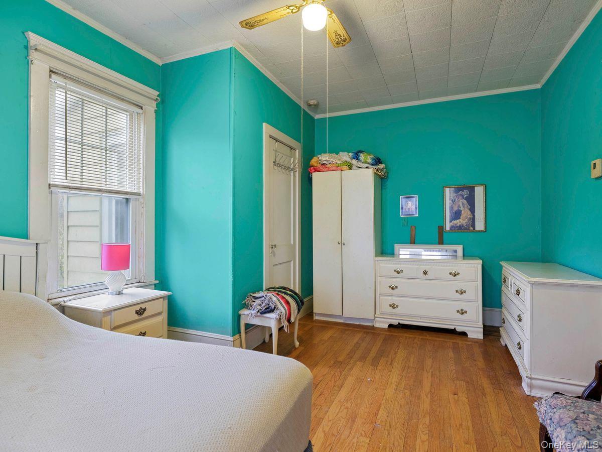 #12 photo, 192 Washington Avenue, Kingston , NY 12401