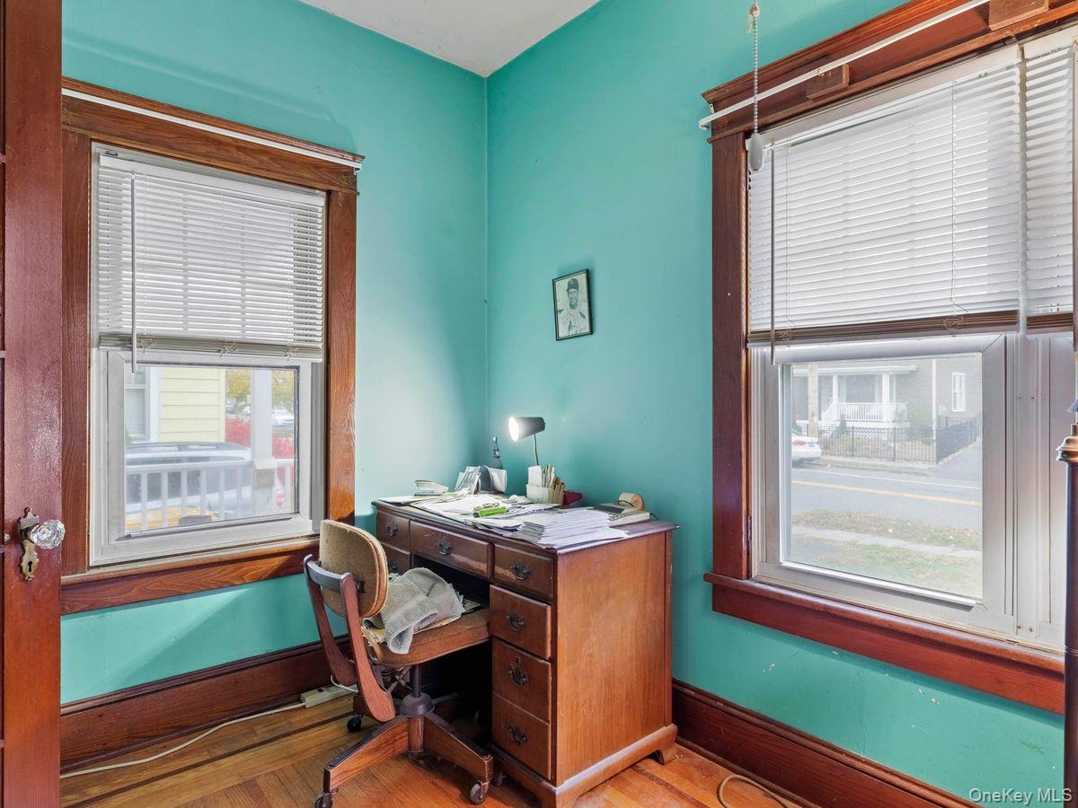 #4 photo, 192 Washington Avenue, Kingston , NY 12401