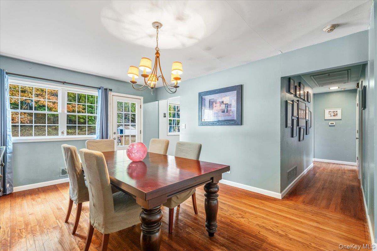 #8 photo, 16 Meadow Road, Montrose , NY 10548