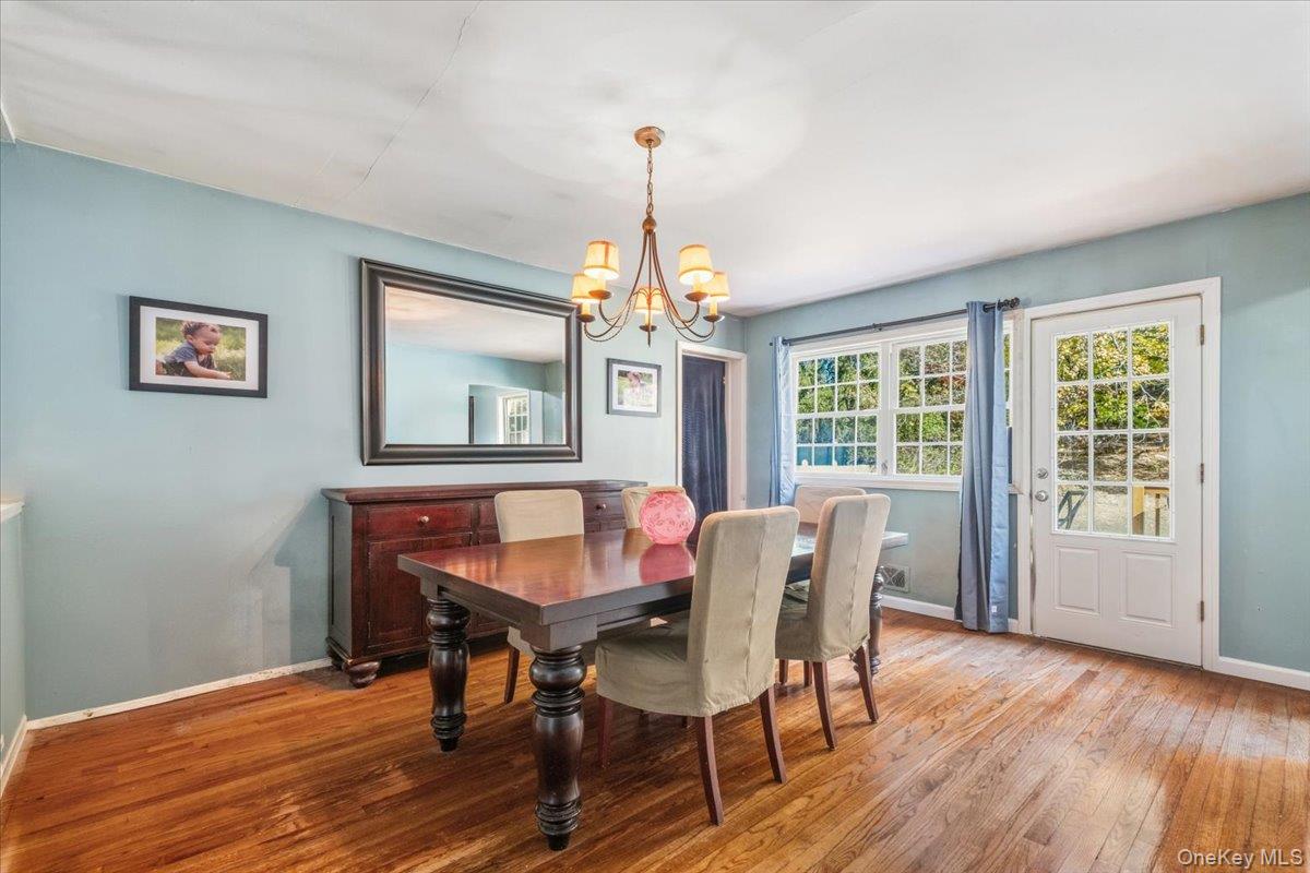 #9 photo, 16 Meadow Road, Montrose , NY 10548