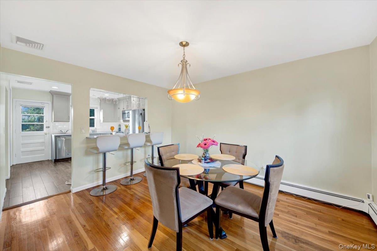 #7 photo, 37 aka 39 Deshon Avenue, Bronxville , NY 10708