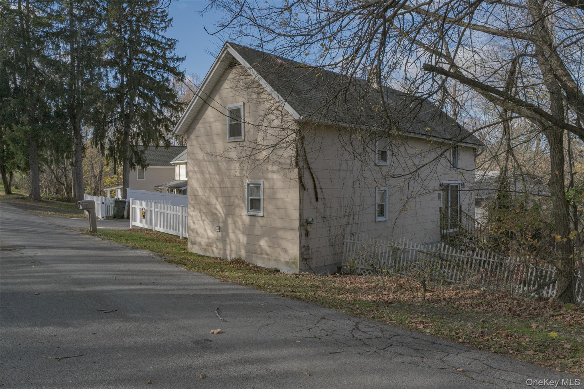 #3 photo, 65 Hudson Street, Chester , NY 10918