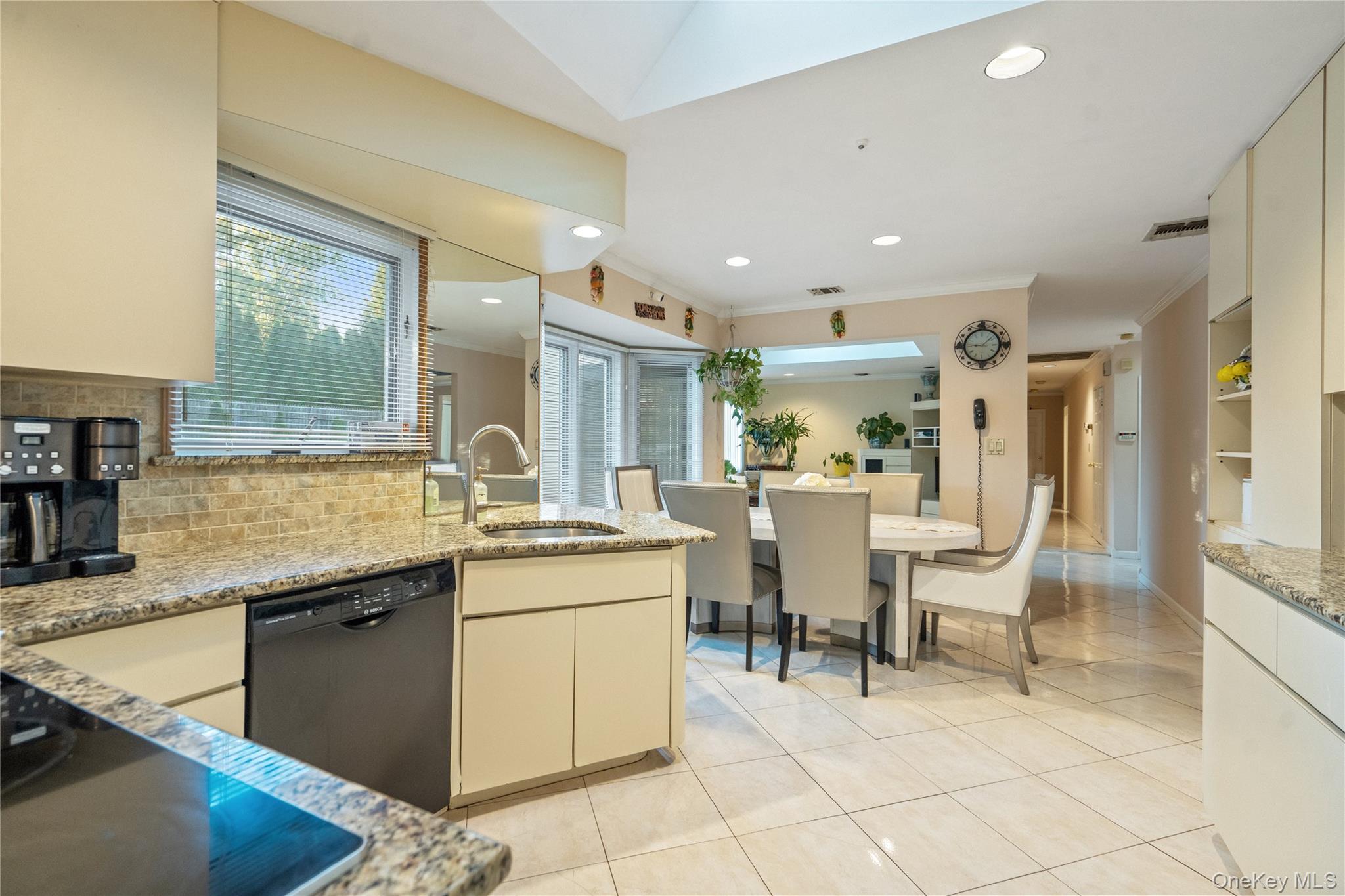 #10 photo, 48 Fairfield Drive, Dix Hills , NY 11746