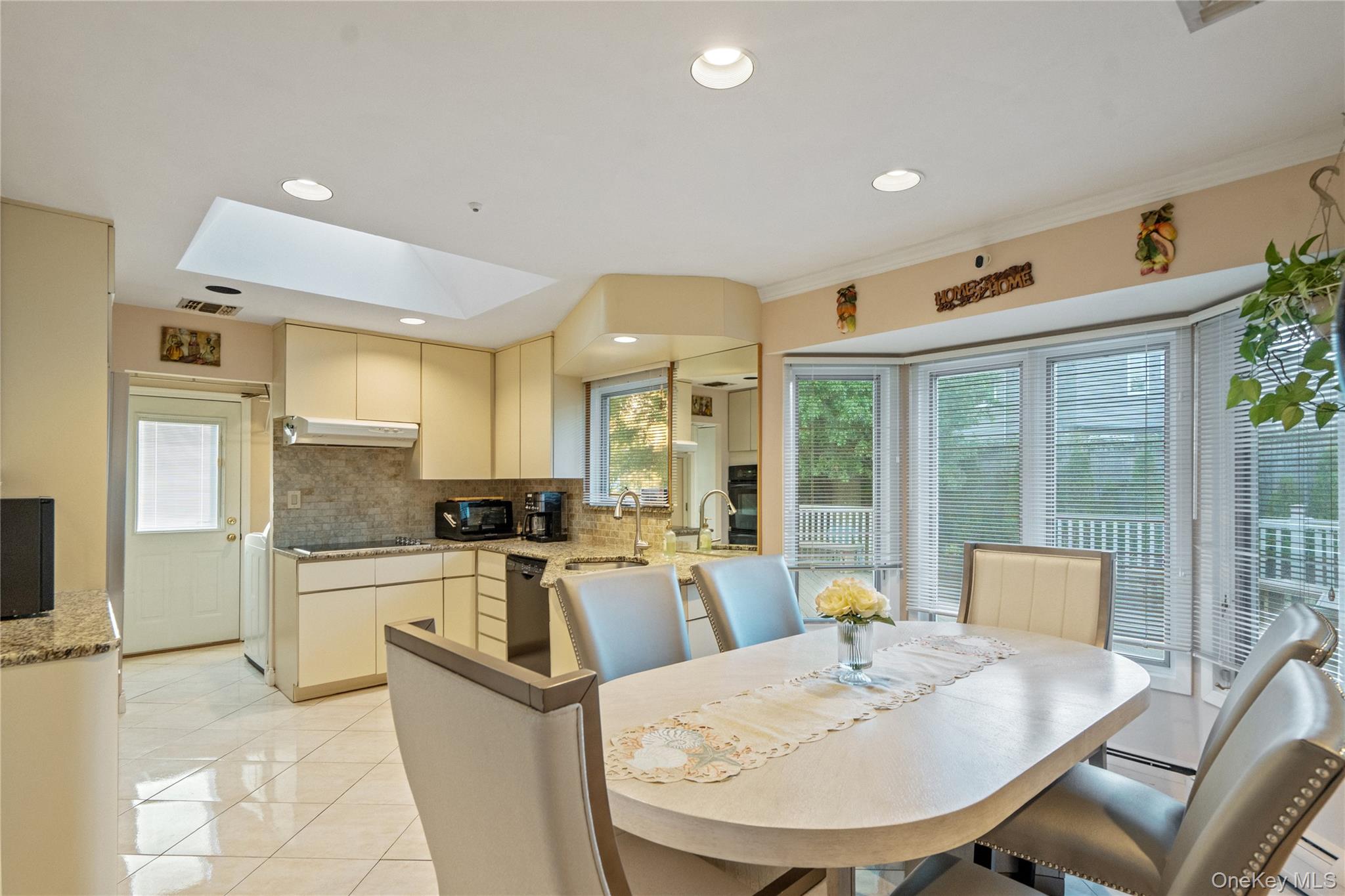 #12 photo, 48 Fairfield Drive, Dix Hills , NY 11746